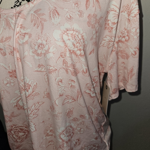 Lucky Brand Womans Pink Short Sleeve Floral T Shirt Super Soft Size Xl NWT - Picture 3 of 9